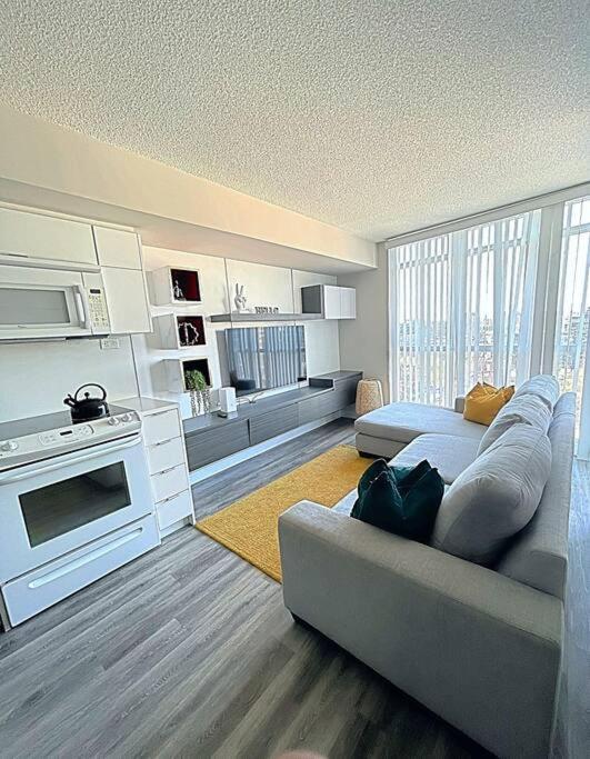 Exquisite Condos By Cn Tower- Dwtown , To Τορόντο Εξωτερικό φωτογραφία