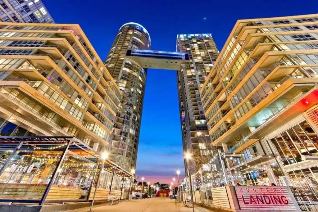 Exquisite Condos By Cn Tower- Dwtown , To Τορόντο Εξωτερικό φωτογραφία